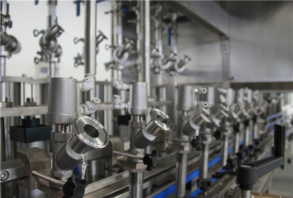 Machine de remplissage d'huile de bouteille comestible de haute performance